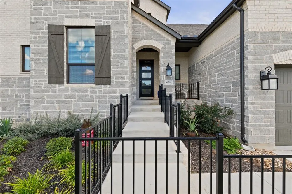 1008 Willie Ranch Way Leander, TX 78641