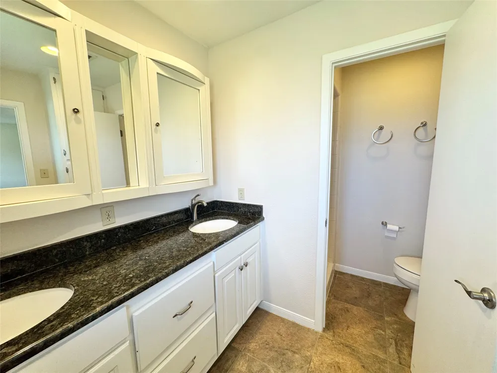 18512 Carlson Lane Elgin, TX 78621