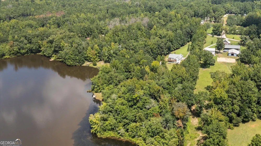 584 Paynes Lake RD Carrollton, GA 30116