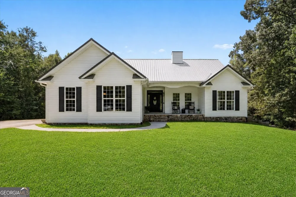 584 Paynes Lake RD Carrollton, GA 30116