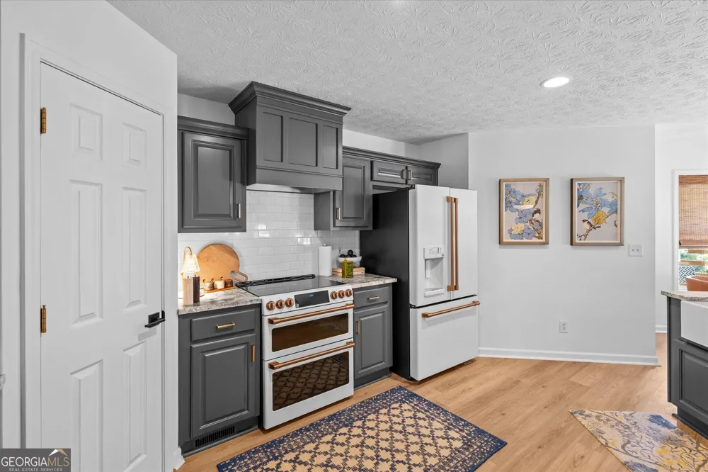584 Paynes Lake RD Carrollton, GA 30116