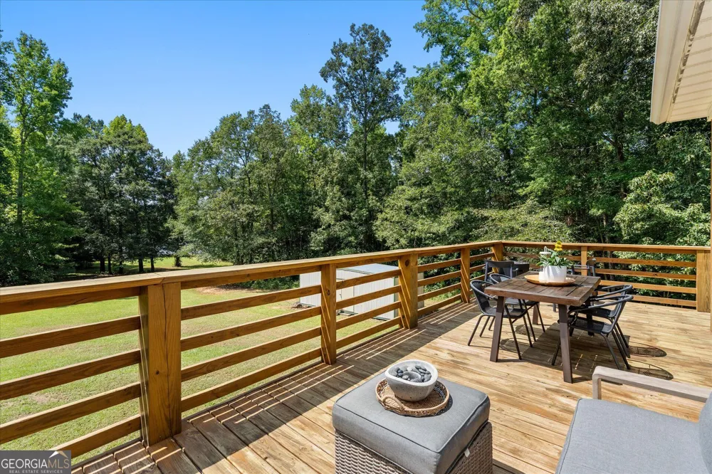 584 Paynes Lake RD Carrollton, GA 30116