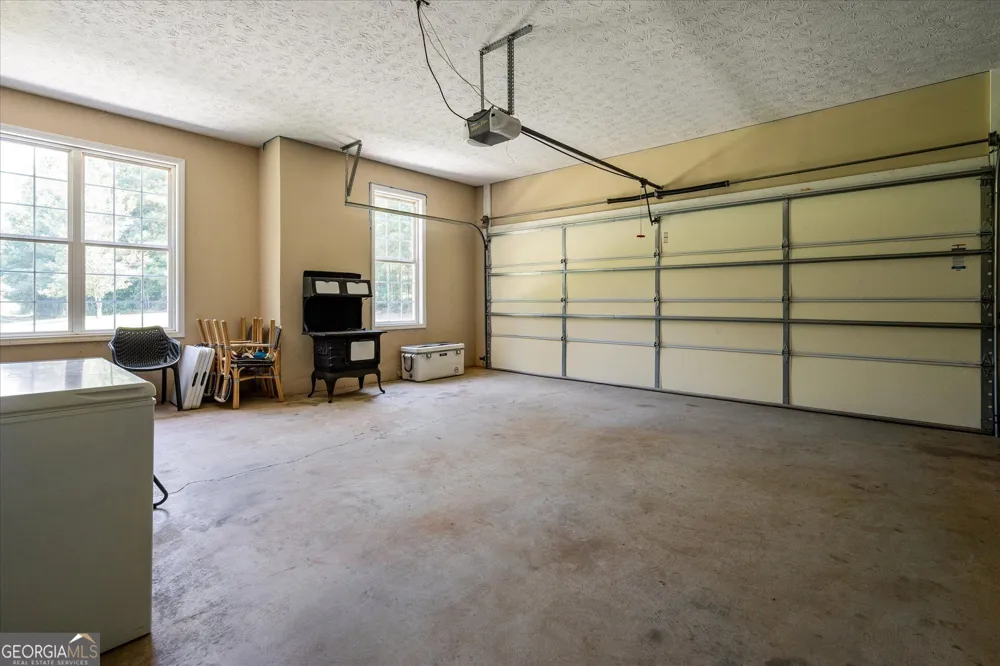 584 Paynes Lake RD Carrollton, GA 30116