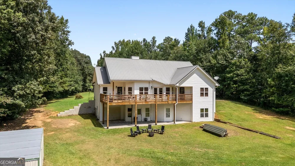 584 Paynes Lake RD Carrollton, GA 30116