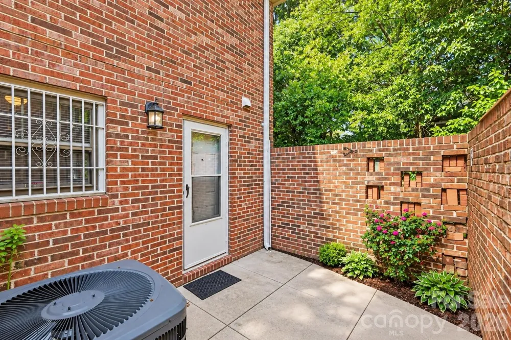 1231 Archdale Drive #A Charlotte, NC 28217