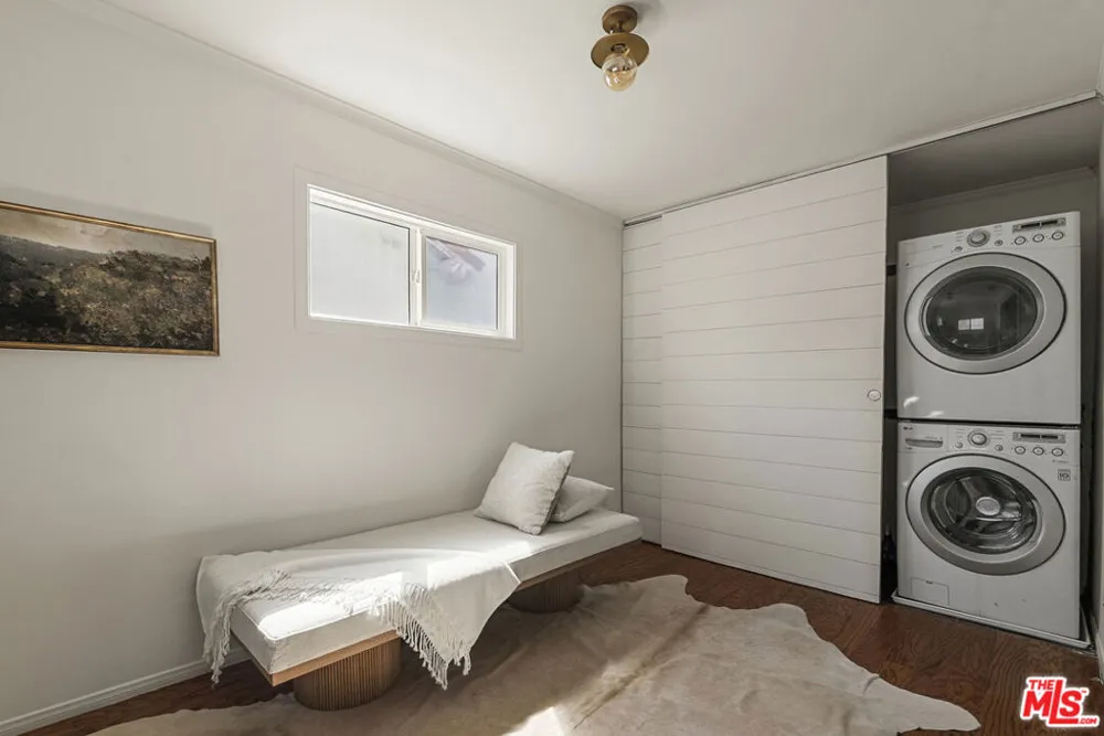 858 Alta Vista Boulevard Los Angeles, CA 90046