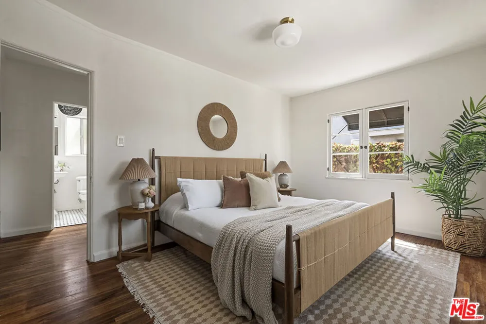858 Alta Vista Boulevard Los Angeles, CA 90046