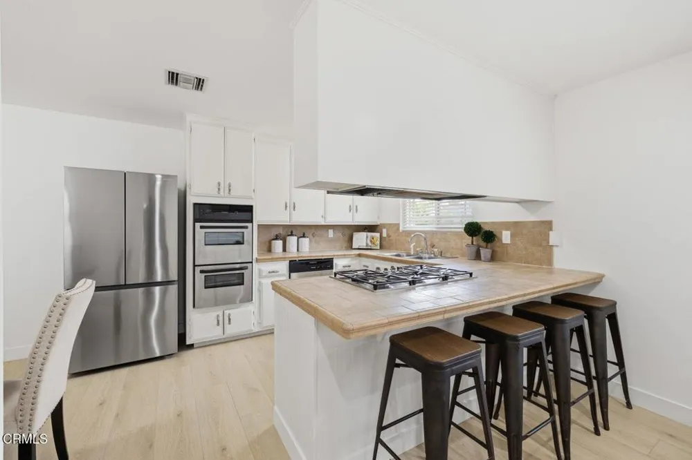 290 Columbia Road Thousand Oaks, CA 91360
