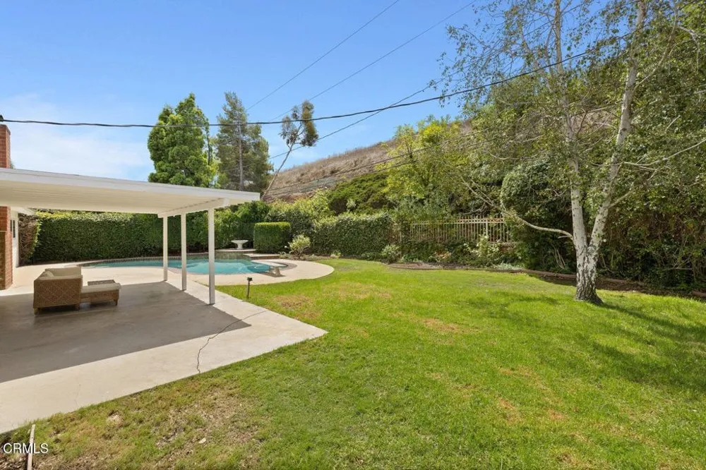 290 Columbia Road Thousand Oaks, CA 91360