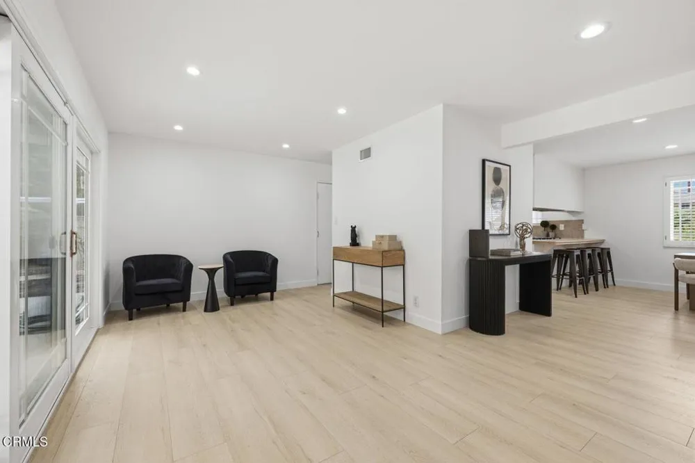 290 Columbia Road Thousand Oaks, CA 91360