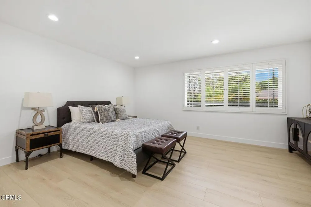 290 Columbia Road Thousand Oaks, CA 91360