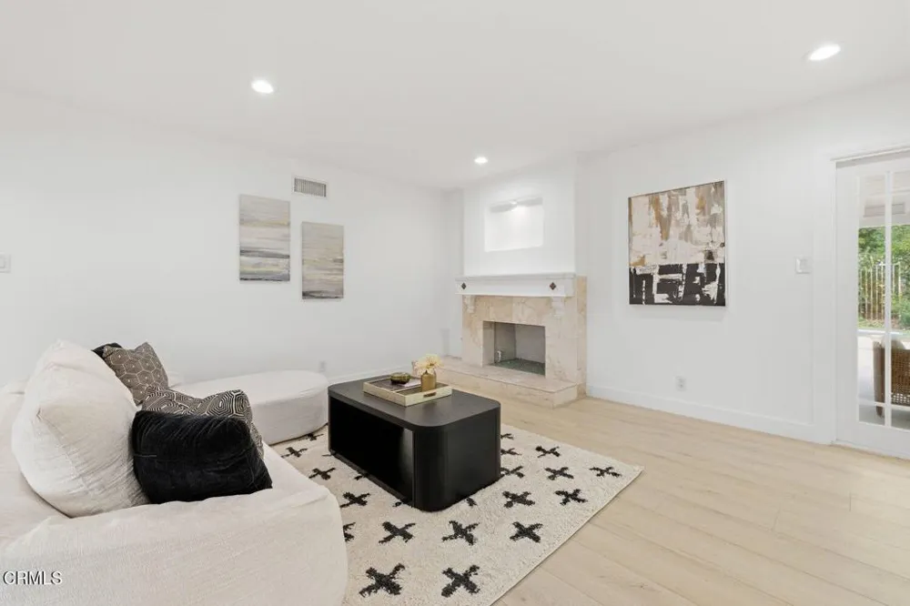 290 Columbia Road Thousand Oaks, CA 91360