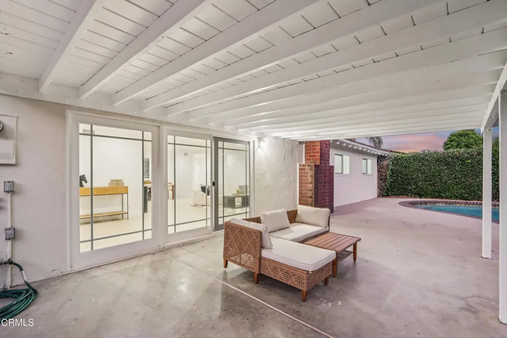 290 Columbia Road Thousand Oaks, CA 91360