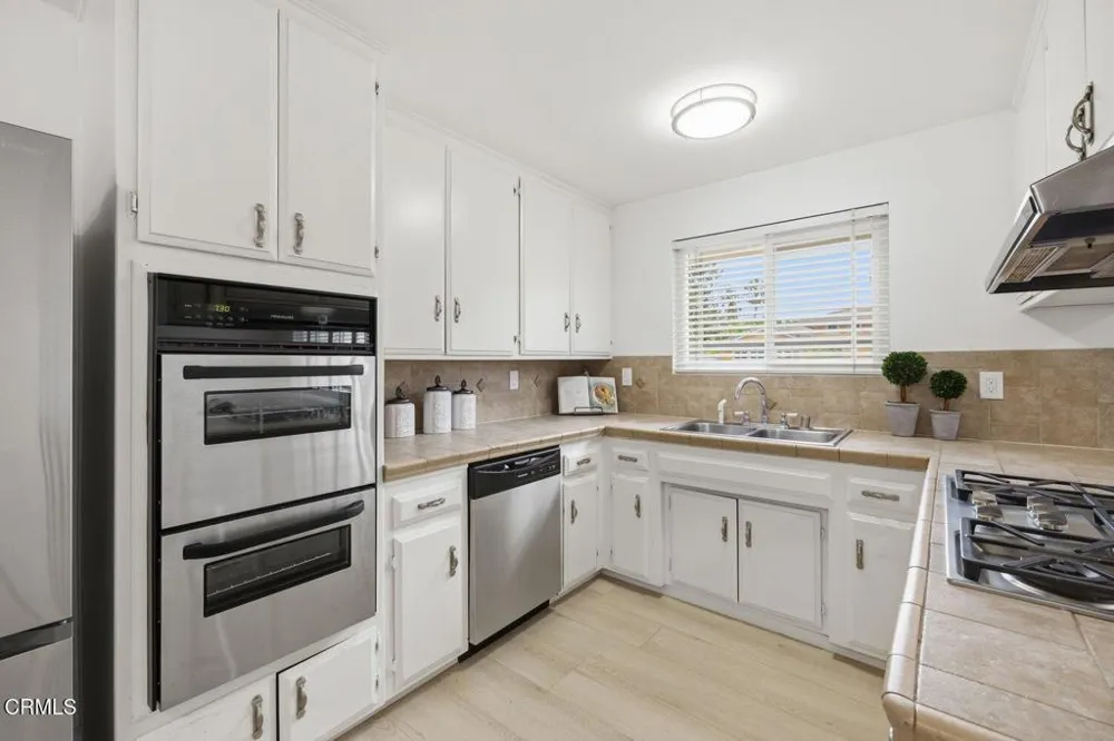 290 Columbia Road Thousand Oaks, CA 91360