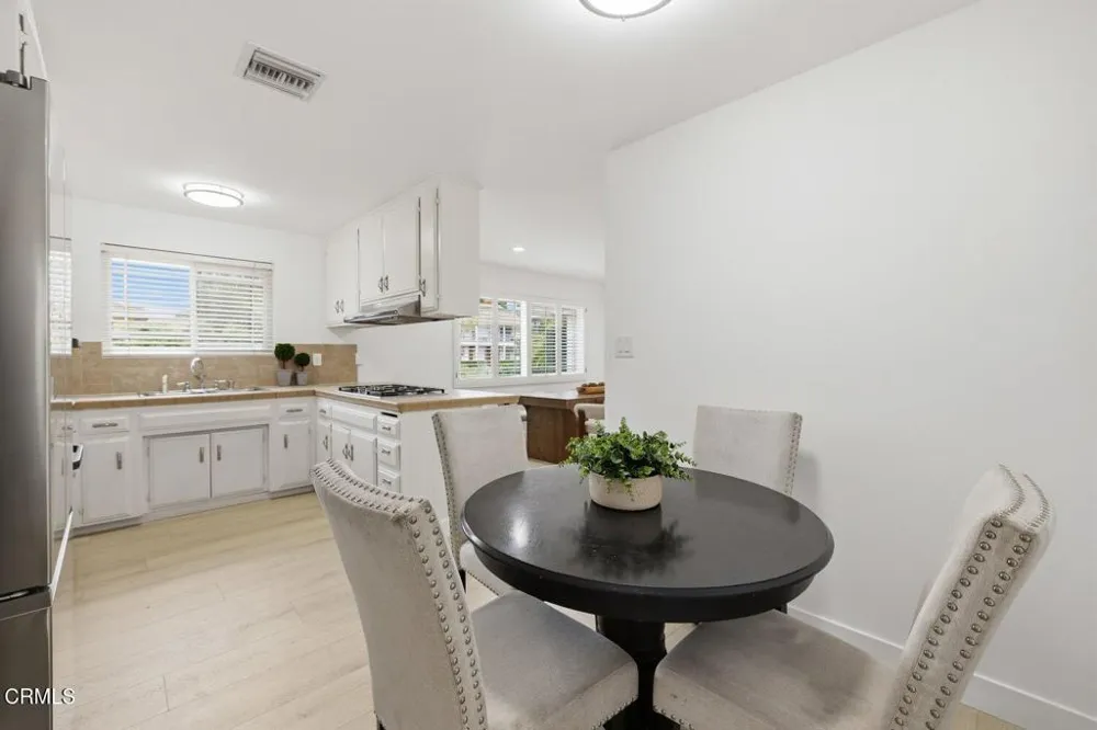 290 Columbia Road Thousand Oaks, CA 91360