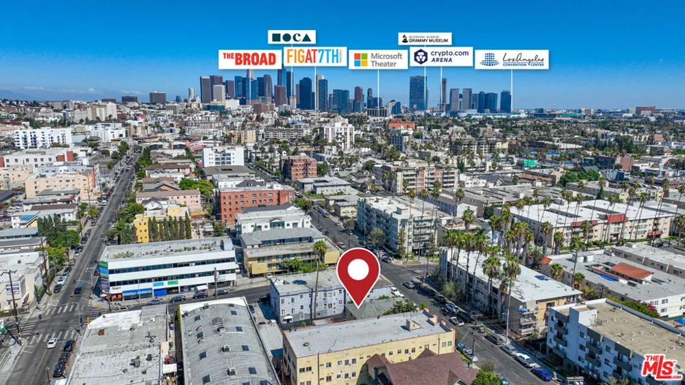 2811 San Marino Street Los Angeles, CA 90006