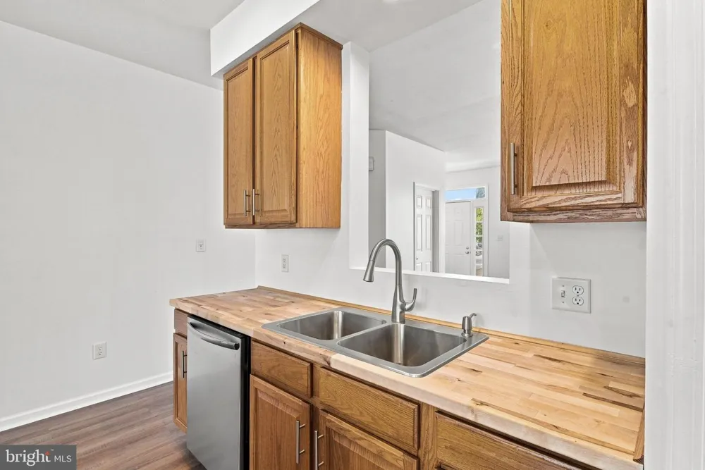 53 SARA LANE Hanover, PA 17331