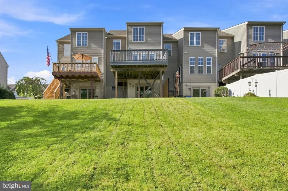 53 SARA LANE Hanover, PA 17331