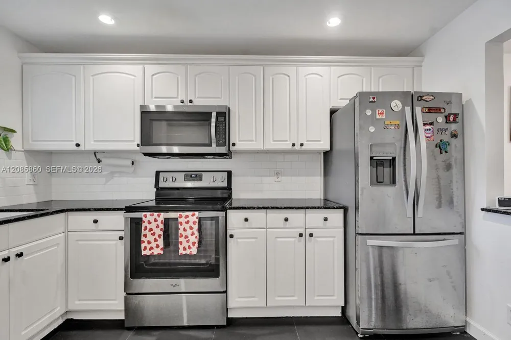 1785 Andrews Sq #205E Fort Lauderdale, FL 33311