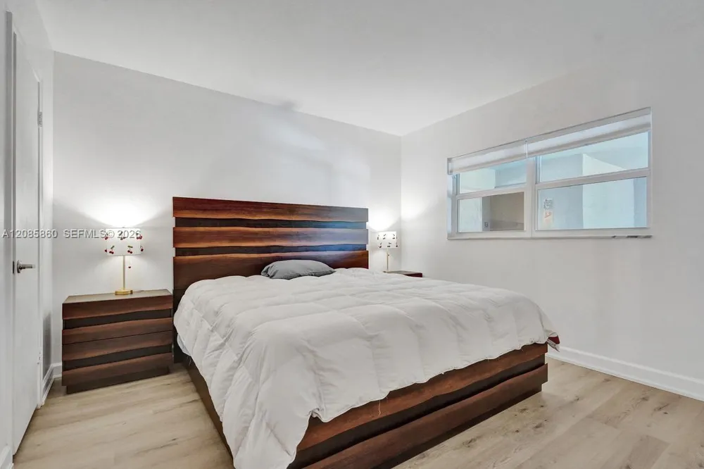1785 Andrews Sq #205E Fort Lauderdale, FL 33311