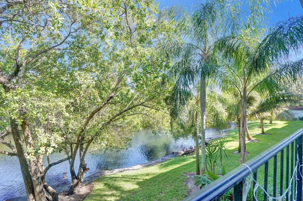 1785 Andrews Sq #205E Fort Lauderdale, FL 33311