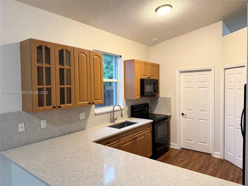 5044 SW 139th Ave Miramar, FL 33027