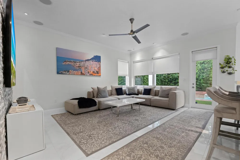 7372 NW 18TH COURT Pembroke Pines, FL 33024