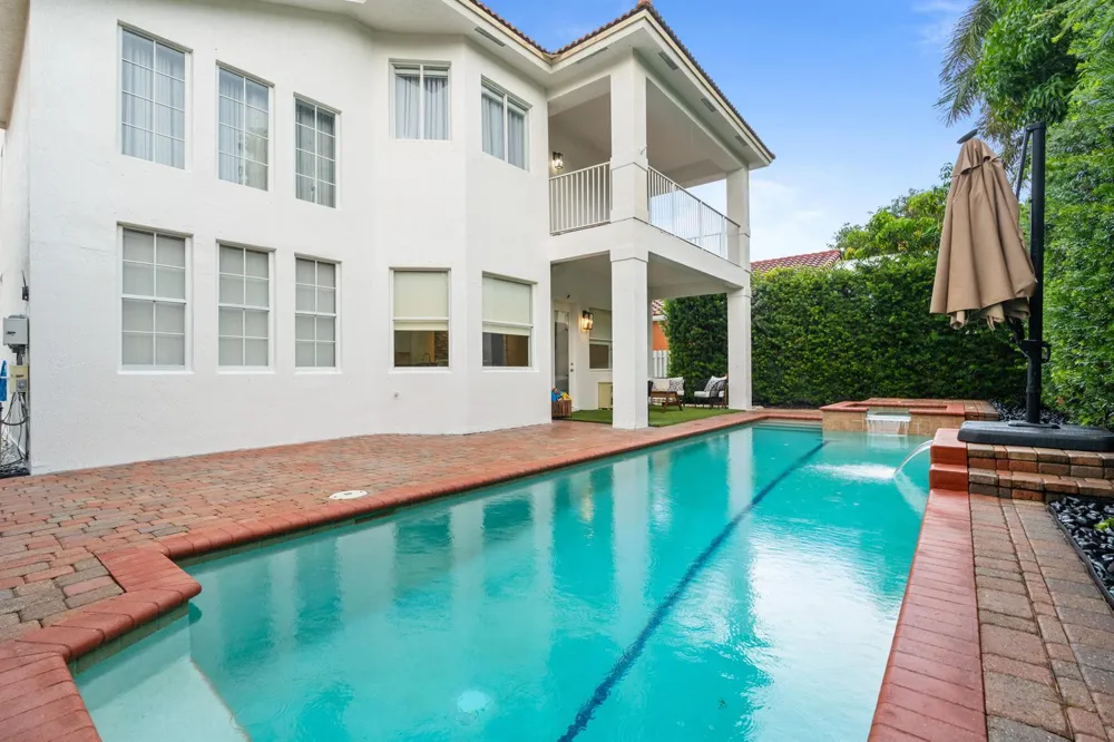 7372 NW 18TH COURT Pembroke Pines, FL 33024