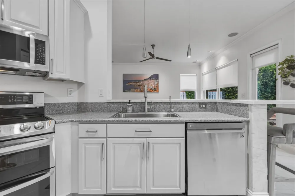 7372 NW 18TH COURT Pembroke Pines, FL 33024
