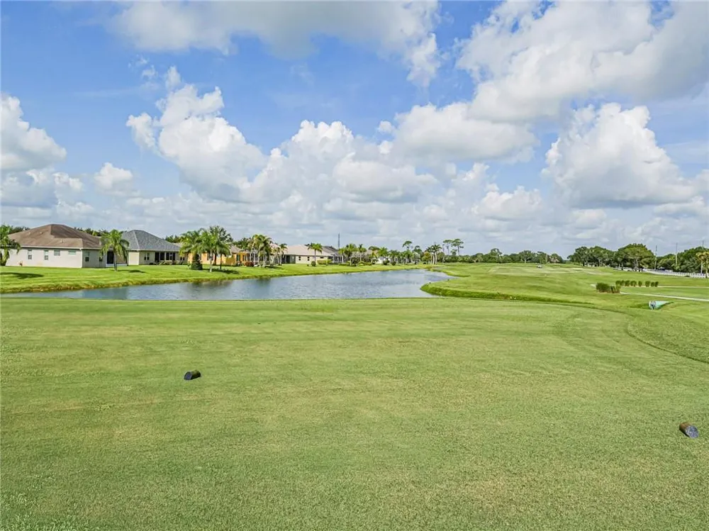 1465 Carriage Court Vero Beach, FL 32966