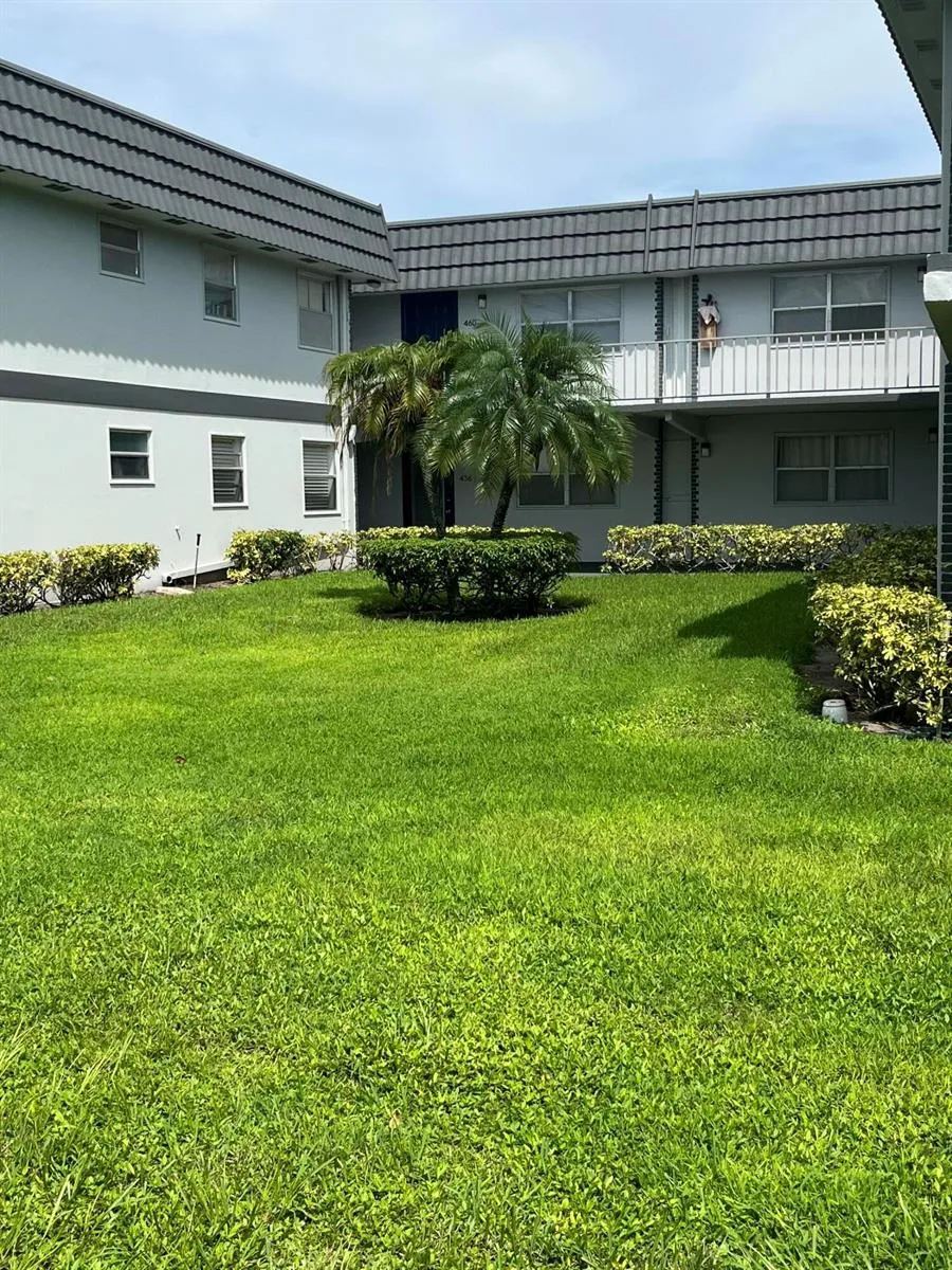 483 Saxony K Drive Delray Beach, FL 33446