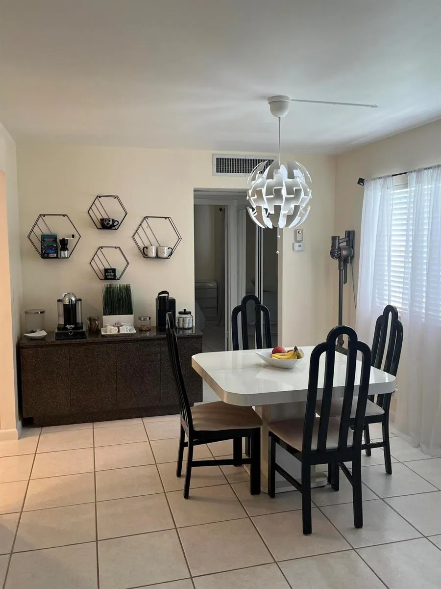 483 Saxony K Drive Delray Beach, FL 33446