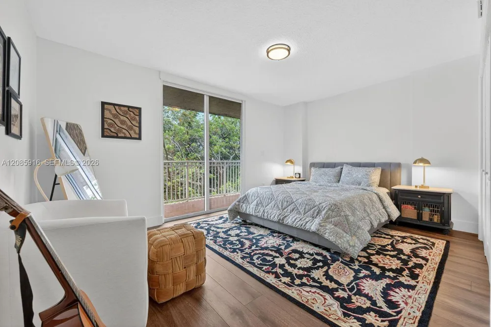 1650 Coral Way #607 Miami, FL 33145