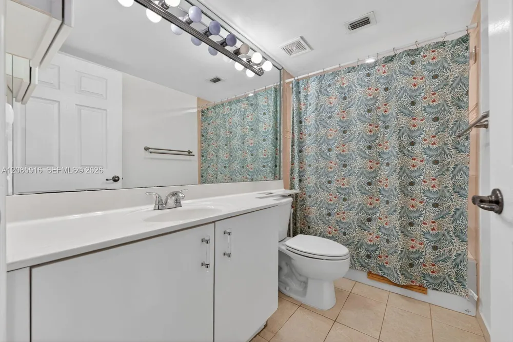 1650 Coral Way #607 Miami, FL 33145