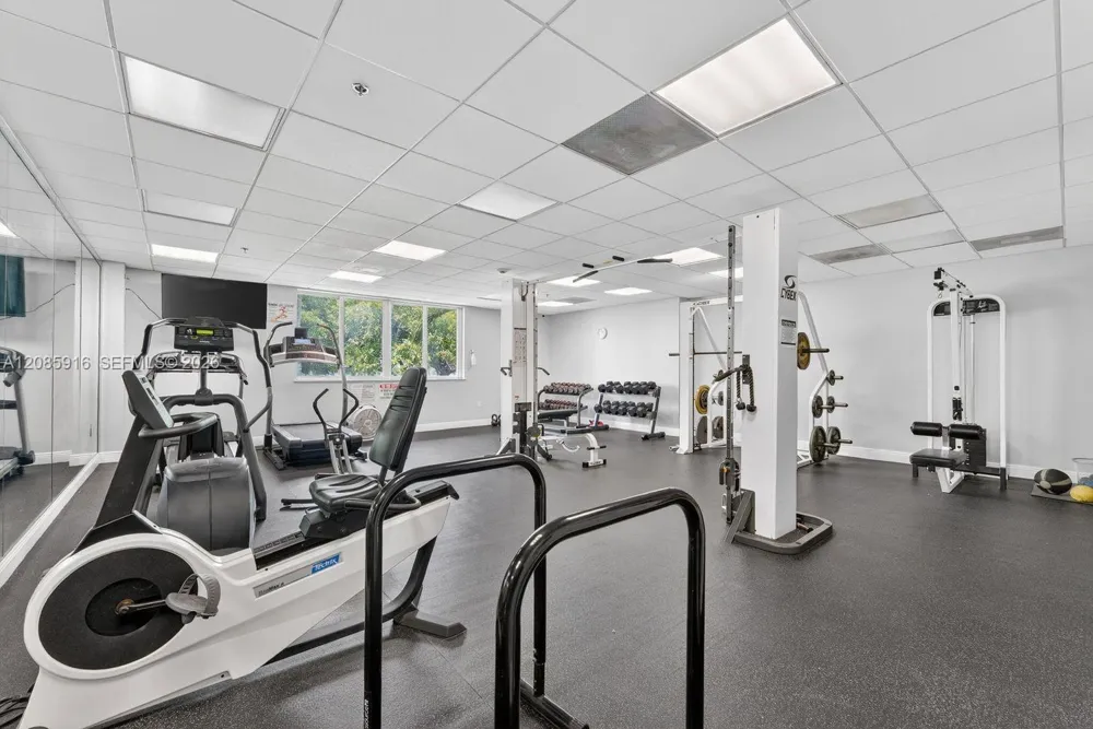 1650 Coral Way #607 Miami, FL 33145
