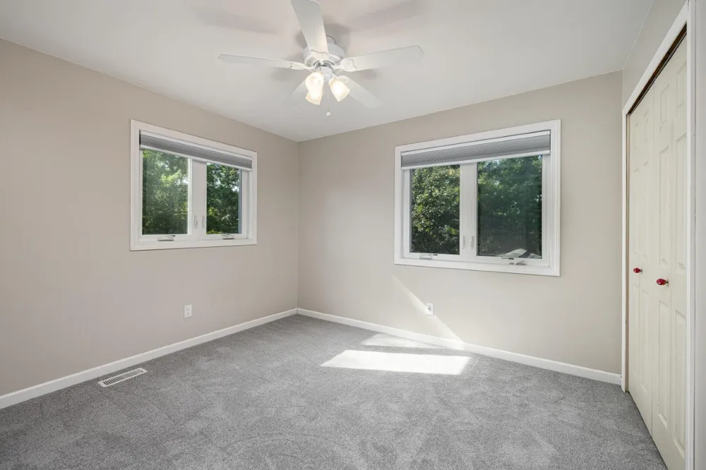 1220 Cody Circle Saline, MI 48176
