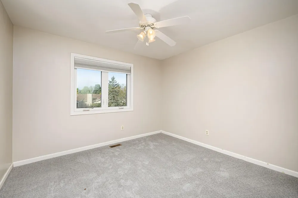 1220 Cody Circle Saline, MI 48176