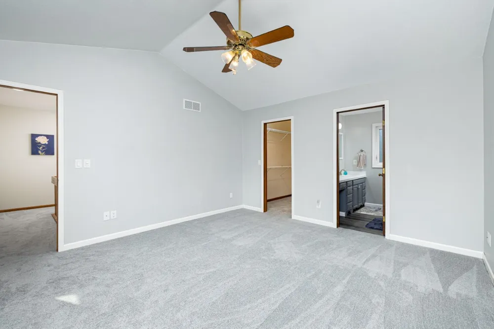 1220 Cody Circle Saline, MI 48176