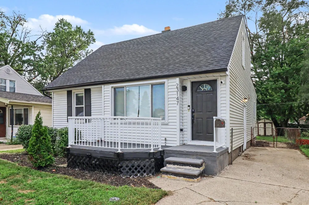 23147 Melville Avenue Hazel Park, MI 48030
