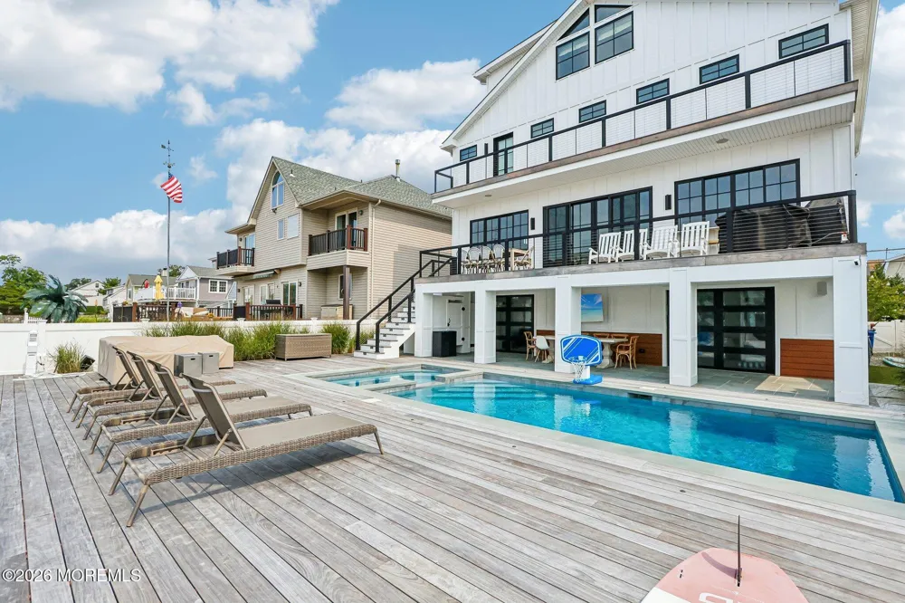 1742 Bay Boulevard Point Pleasant, NJ 08742