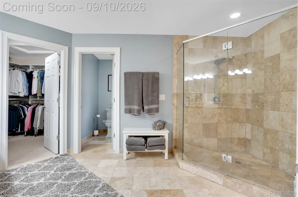 2459 Overbrook Highland Charter Township, MI 48357