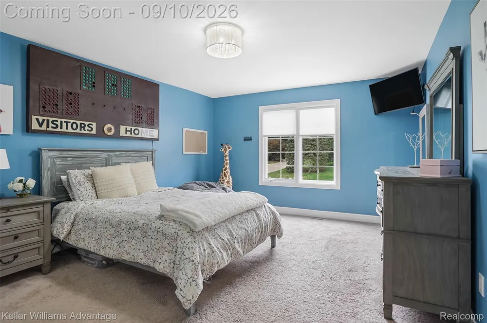 2459 Overbrook Highland Charter Township, MI 48357