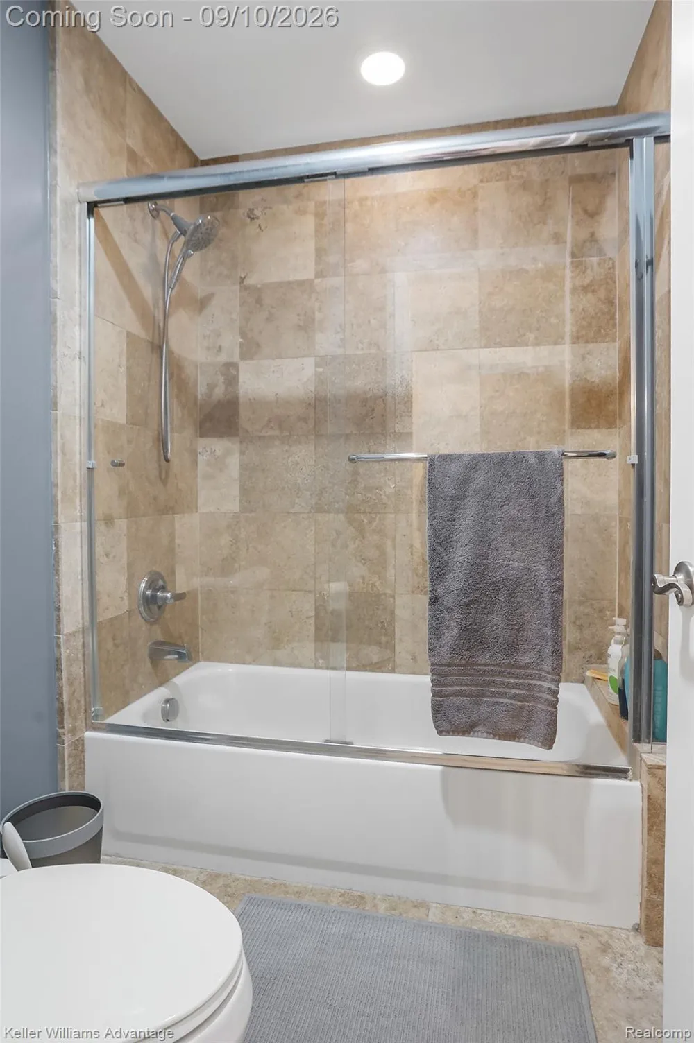 2459 Overbrook Highland Charter Township, MI 48357
