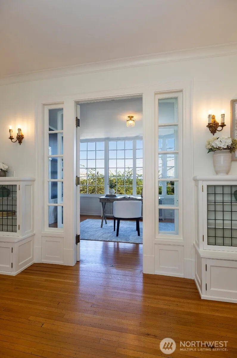 2822 10th Avenue E Seattle, WA 98102