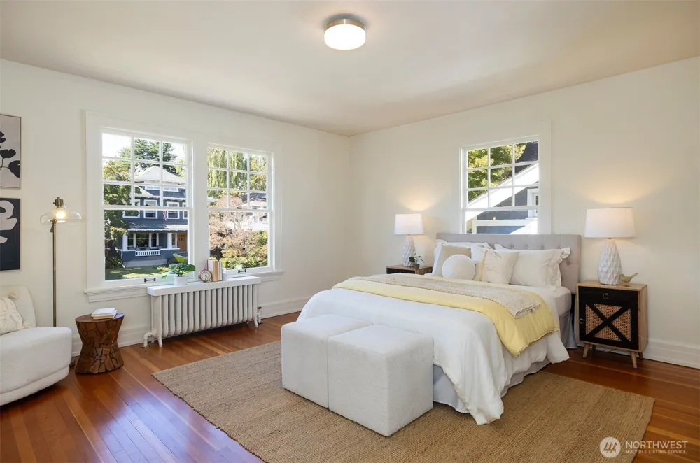 2822 10th Avenue E Seattle, WA 98102