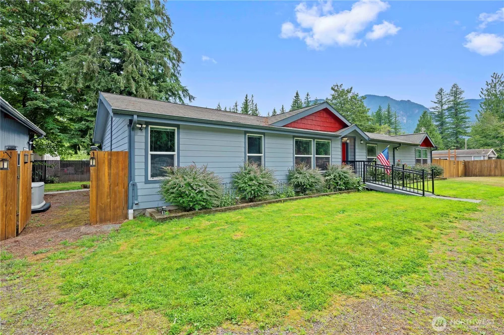 405 415th Avenue SE Gold Bar, WA 98251