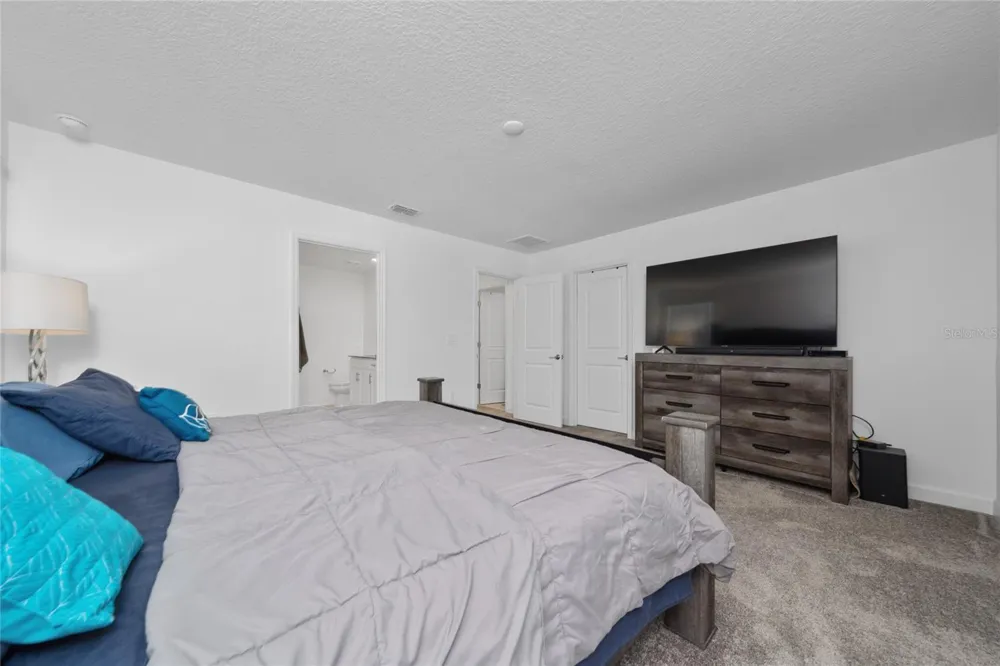 11328 LISTENING DRIVE Orlando, FL 32832