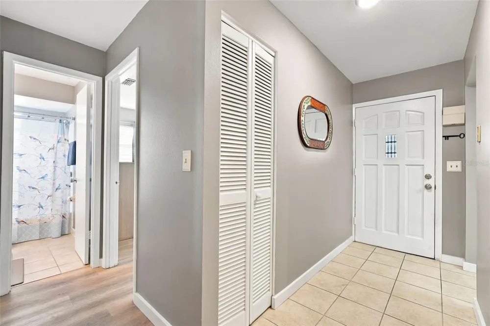 605 ORLANDO AVENUE Bradenton, FL 34207