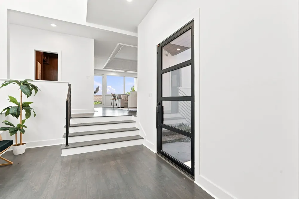 2100 Headwater Lane Austin, TX 78746