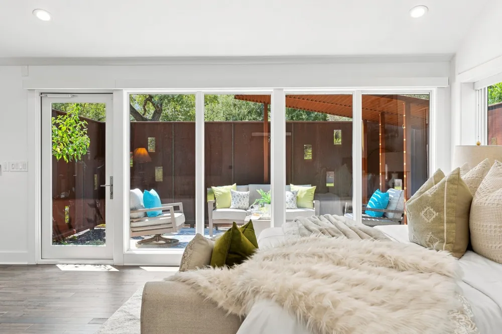 2100 Headwater Lane Austin, TX 78746
